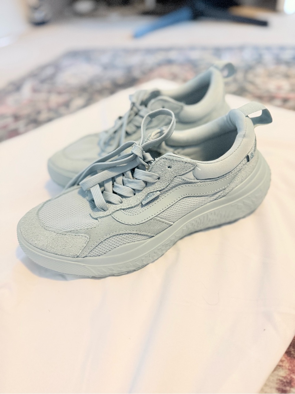 Van’s Ultra Range Women’s Light Blue Casual Lace-Up Sneakers